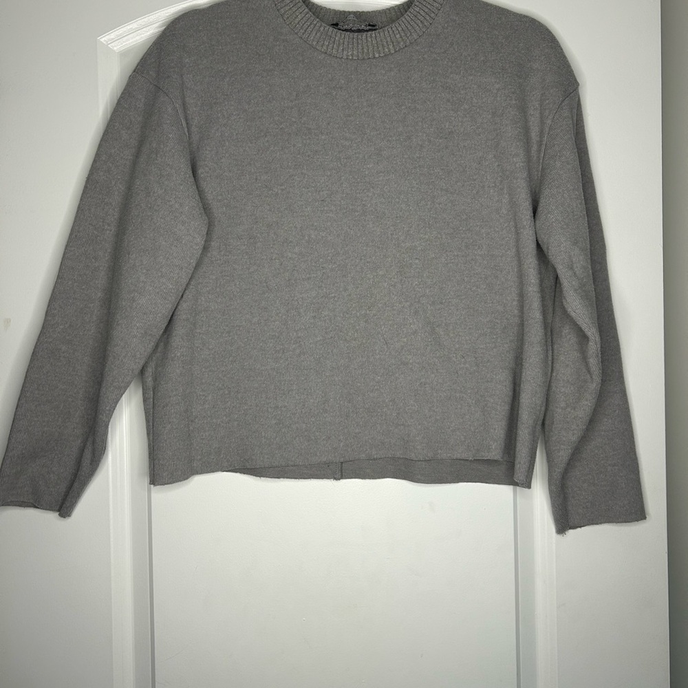 Zara Gray Crew Neck Sweater